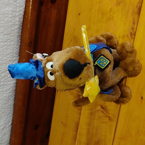 💚NWT Cartoon Network Scooby-Doo Wizard Plush Toy - Picture 2 of 11